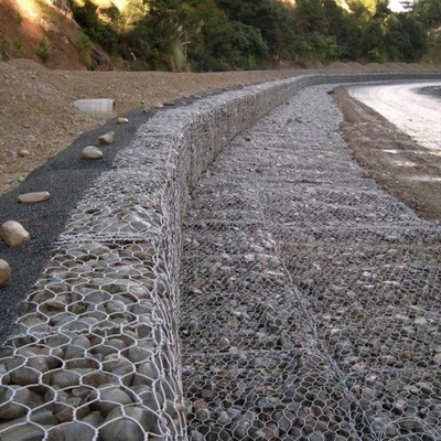2.2mm - 4.0mm Diámetro de alambre Galfan Gabion Con 65% - 80% de área abierta