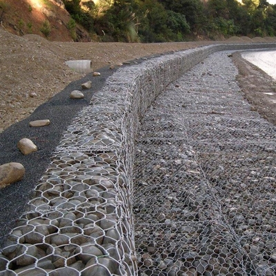 Alta resistencia a la tracción 3,4 mm Galvanizado Gabion malla hexagonal para la protección de la orilla del río