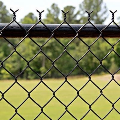 Rollo de cercas de jardín de enlace de cadena tejido de aleación galvanizada para el sistema de seguridad