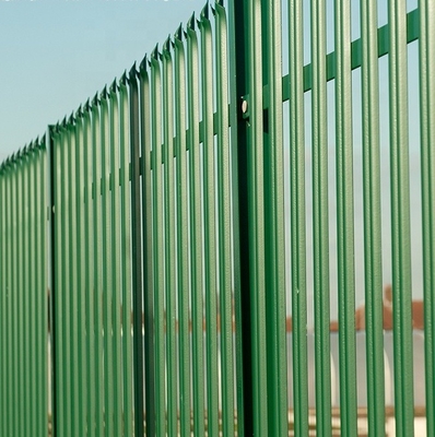 Plastico empapado en caliente de hierro de alambre de seguridad de la piscina Palisade pálido
