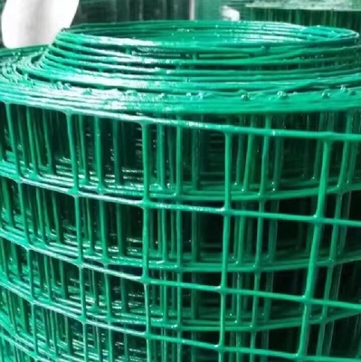 16 Gauge Galvanizado de hierro de alambre de malla soldada cerca de agujero cuadrado