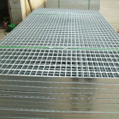 Plataforma de pasarela de rejilla de acero galvanizado con agujero cuadrado