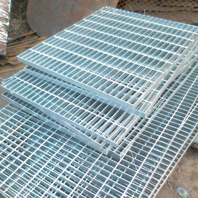 Rejas de acero con agujeros cuadrados de hierro de bajo carbono