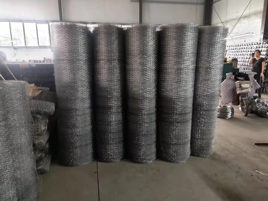 1.5mm de hierro galvanizado alambre de pollo malla de cerca para la fabricación de jaulas